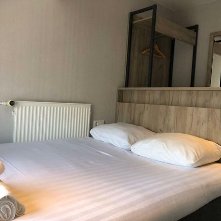 Facade Hotel Амстердам Екстериор снимка