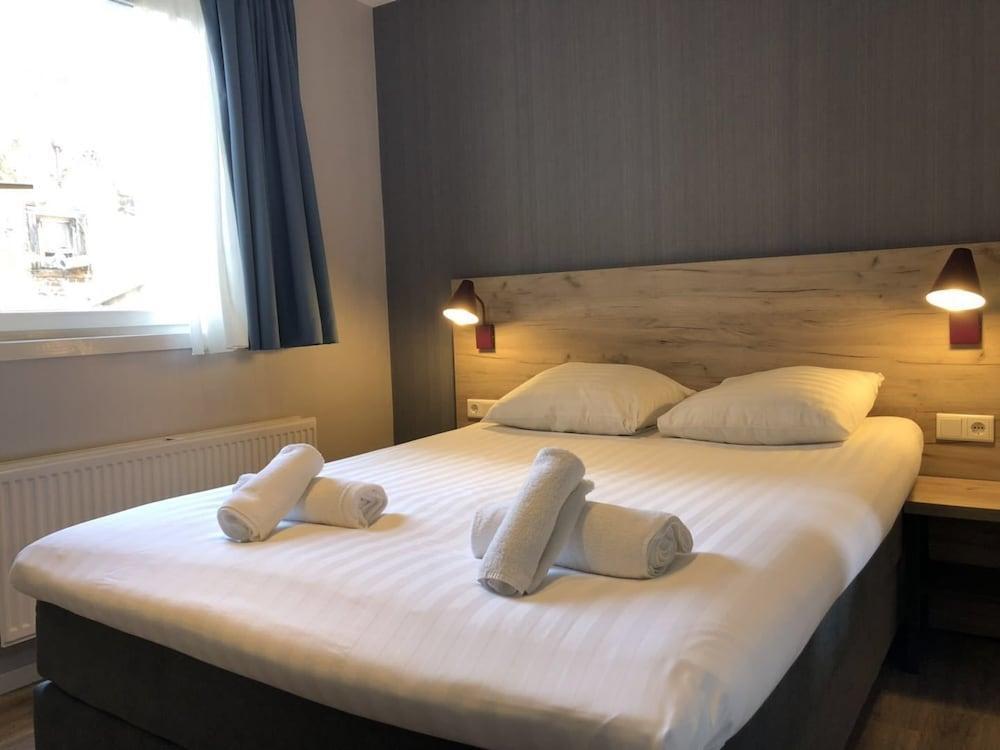 Facade Hotel Амстердам Екстериор снимка